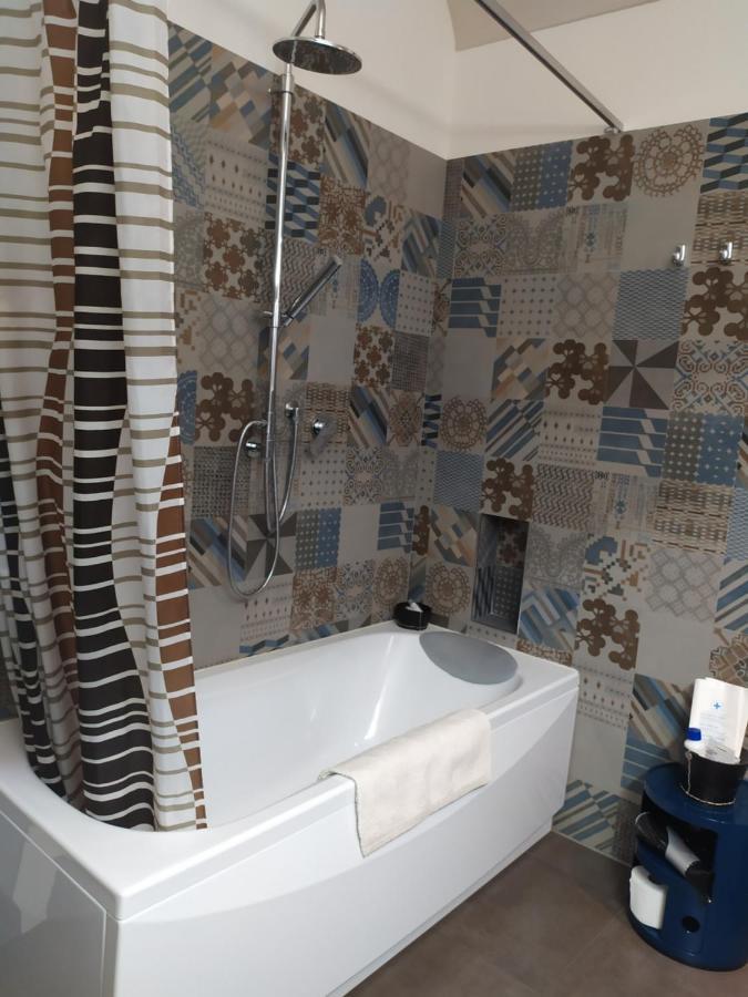 Apartmán A Casa Di Chicca Savona Exteriér fotografie